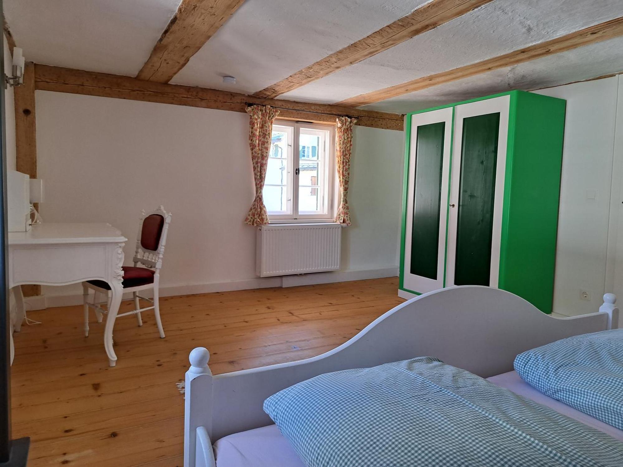 Neu! Ferienwohnungen Im Lueftlmalereck, Hennalahaus Oberammergau Bagian luar foto