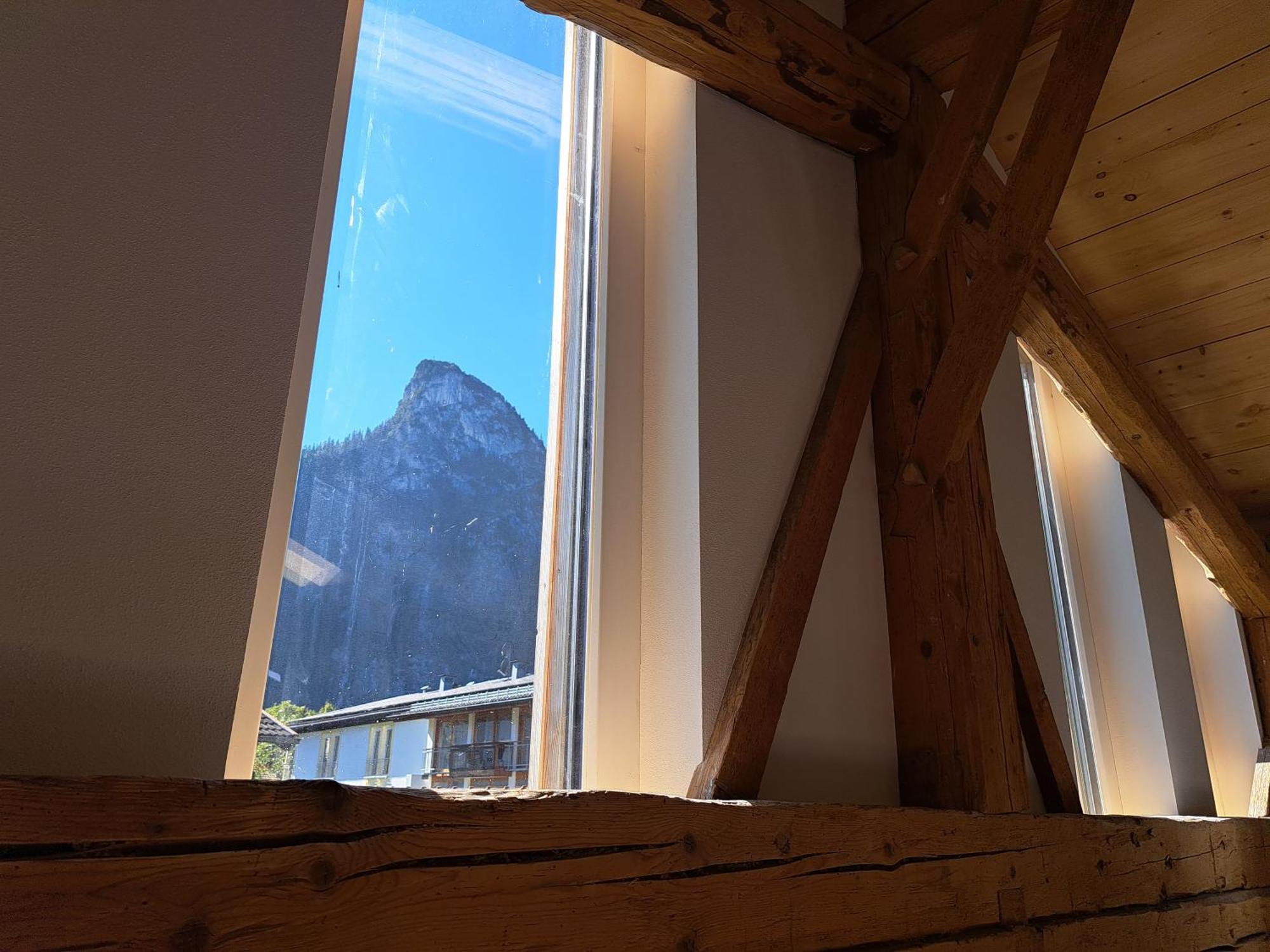 Neu! Ferienwohnungen Im Lueftlmalereck, Hennalahaus Oberammergau Bagian luar foto